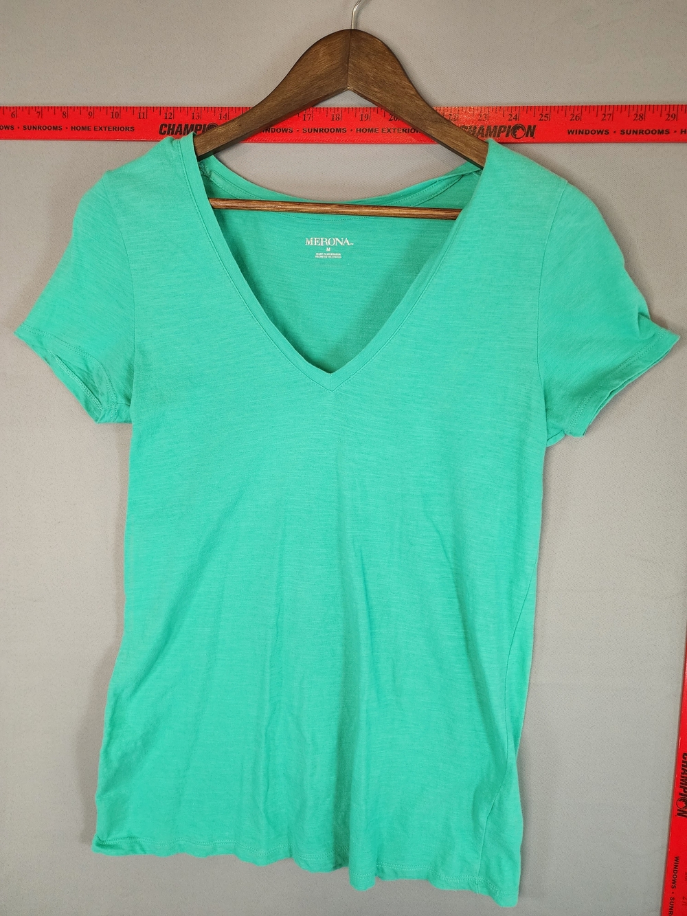 Merona Short Sleeve V-Neck Tee in Mint